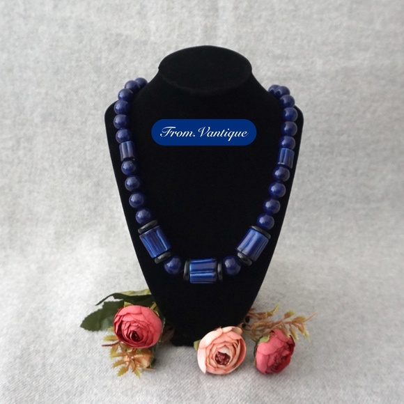 🔵 VINTAGE Retro Blue Beaded Statement Necklace 📿 - Picture 3 of 5
